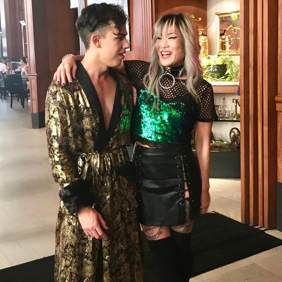 Meet your Posher, Olivia - Picture 3 of 7